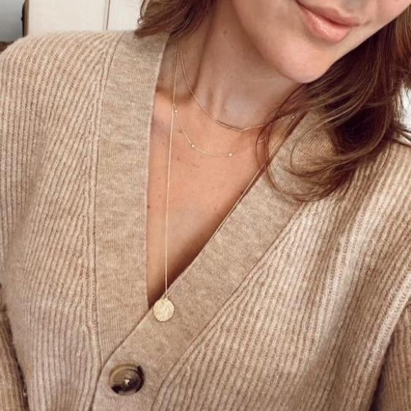 Like New Loverly Crystal Dotted Necklace - Picture 2 of 4